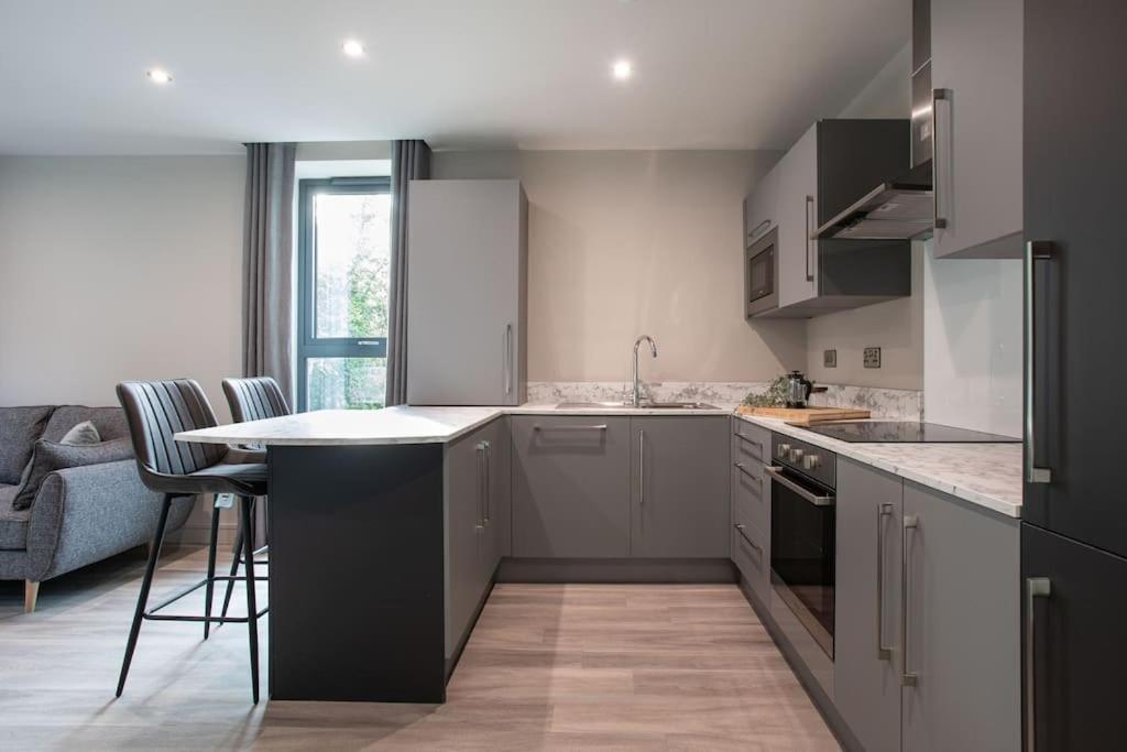 Stunning 2Br Next To The City Airport Bhd - Free Parking Belfast Esterno foto
