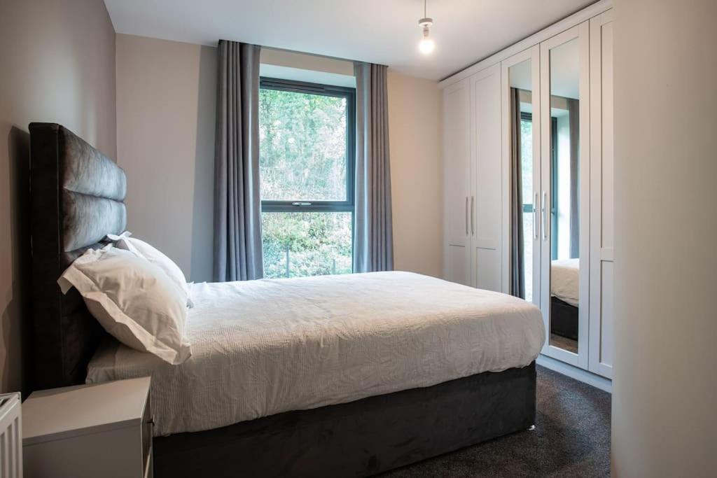 Stunning 2Br Next To The City Airport Bhd - Free Parking Belfast Esterno foto